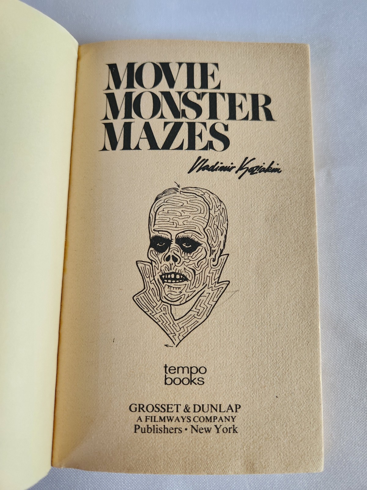 Movie Monster Mazes Paperback Book By Vladimir Koziakin 1976 Horror Halloween