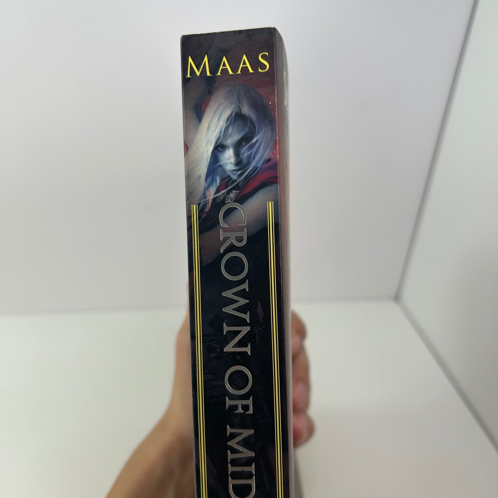 Crown of Midnight 1st Print Paperback by Sarah J. Maas Throne of Glass