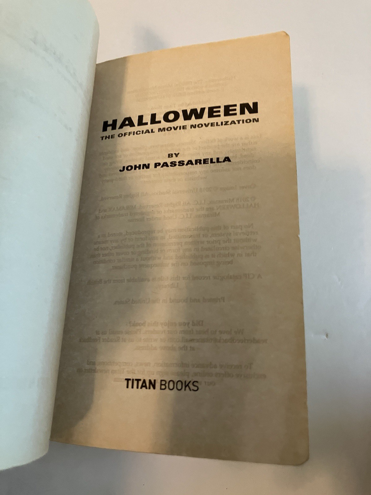 HALLOWEEN JOHN PASSARELLA PB 1ST TITAN 2018 OFFICIAL HORROR MOVIE NOVELIZATION