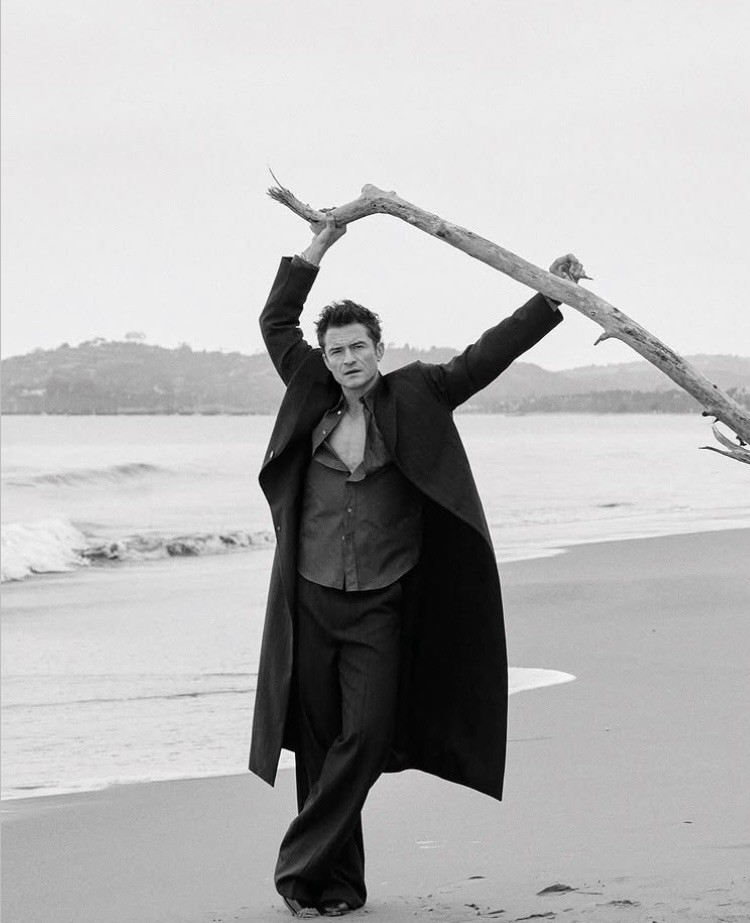 l’officiel Turkey July August 2025 Orlando Bloom – Colleen Atwood -Fast Shipping