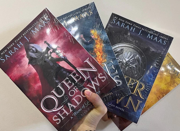 Throne Of Glass Series 8-Book Set By Sarah J Maas (Paperback English Soft Cover)