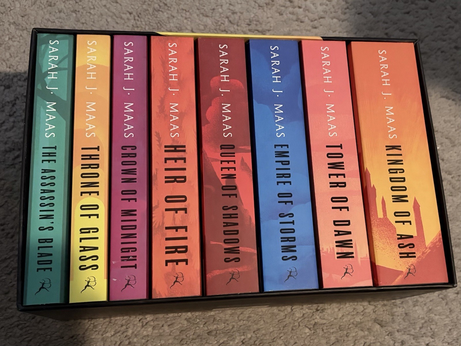 Throne of Glass: Complete 8 Book Box Set Collection by Sarah J. Maas (New)