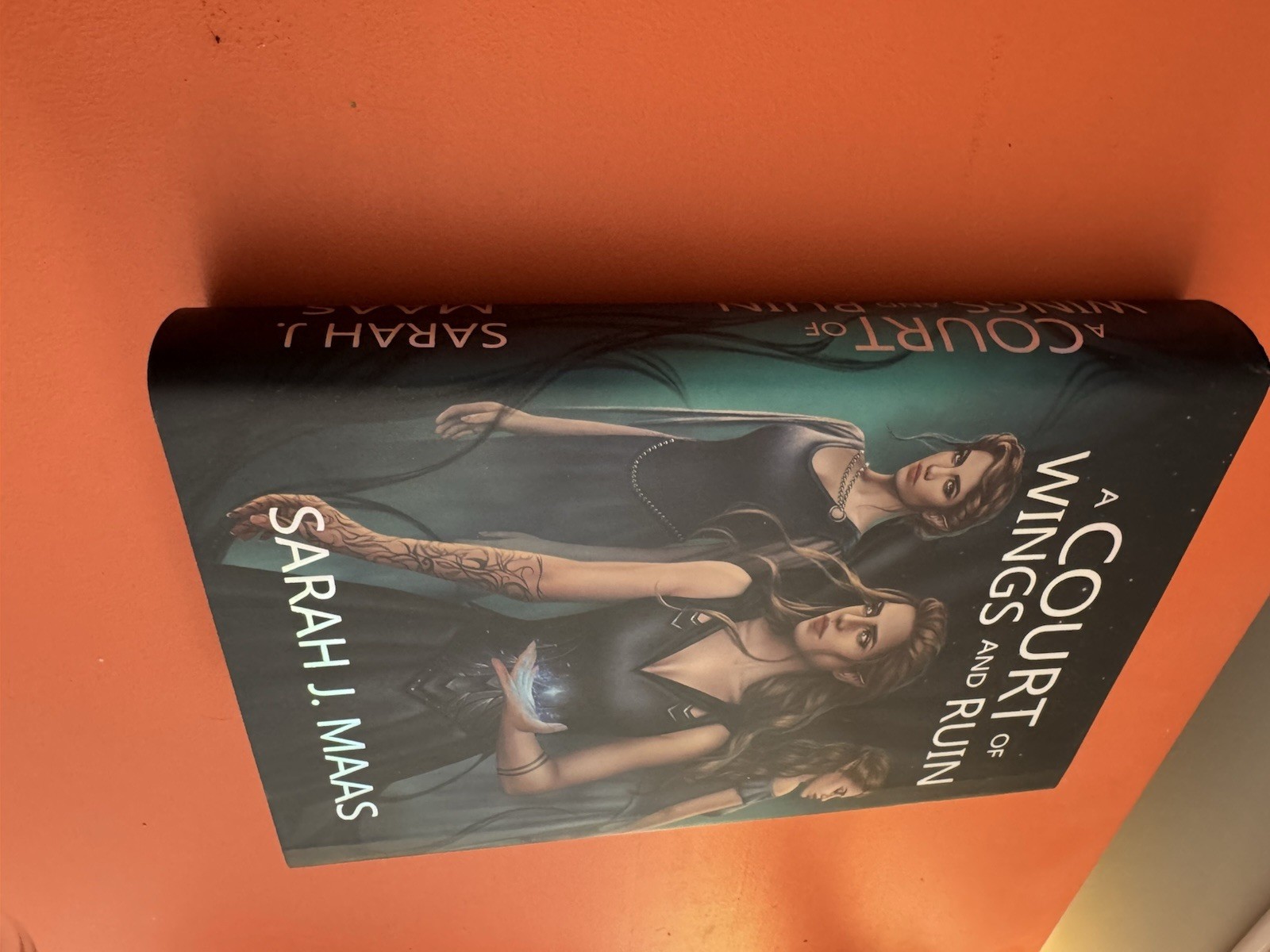 Sarah J. Maas A Court of Thorns and Roses Harcover Series special dust jackets