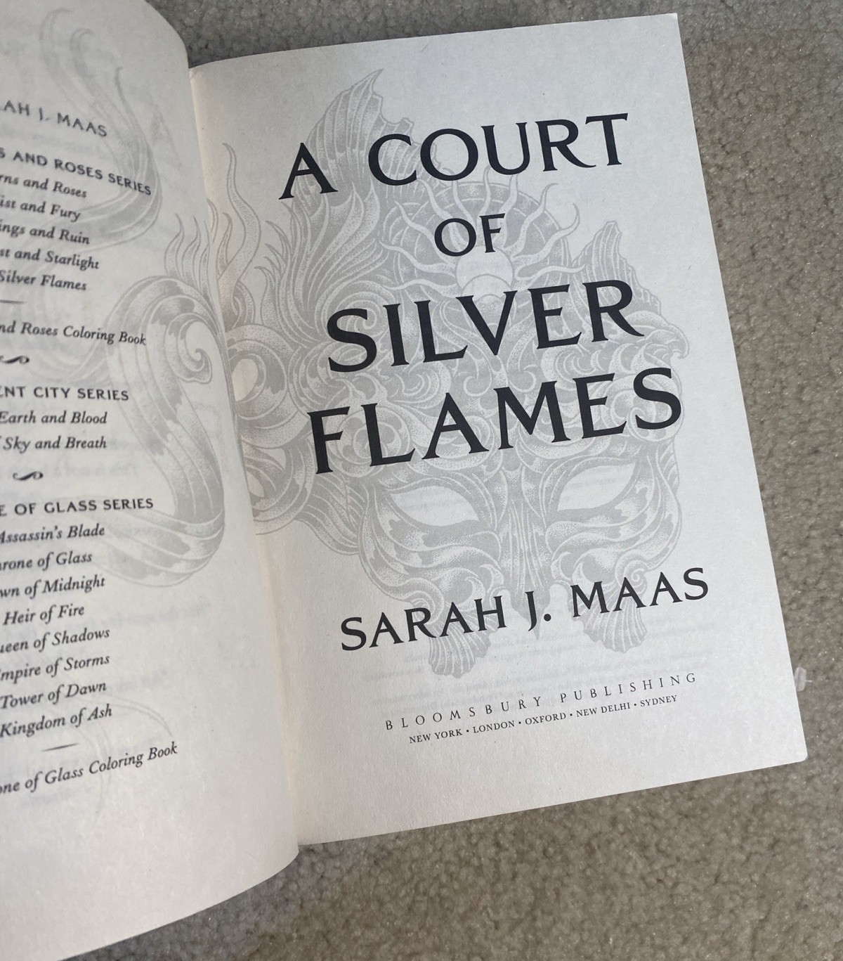 Sarah J Maas A Court of Thorns and Roses Set 5 Books ACOTAR Series Paperback