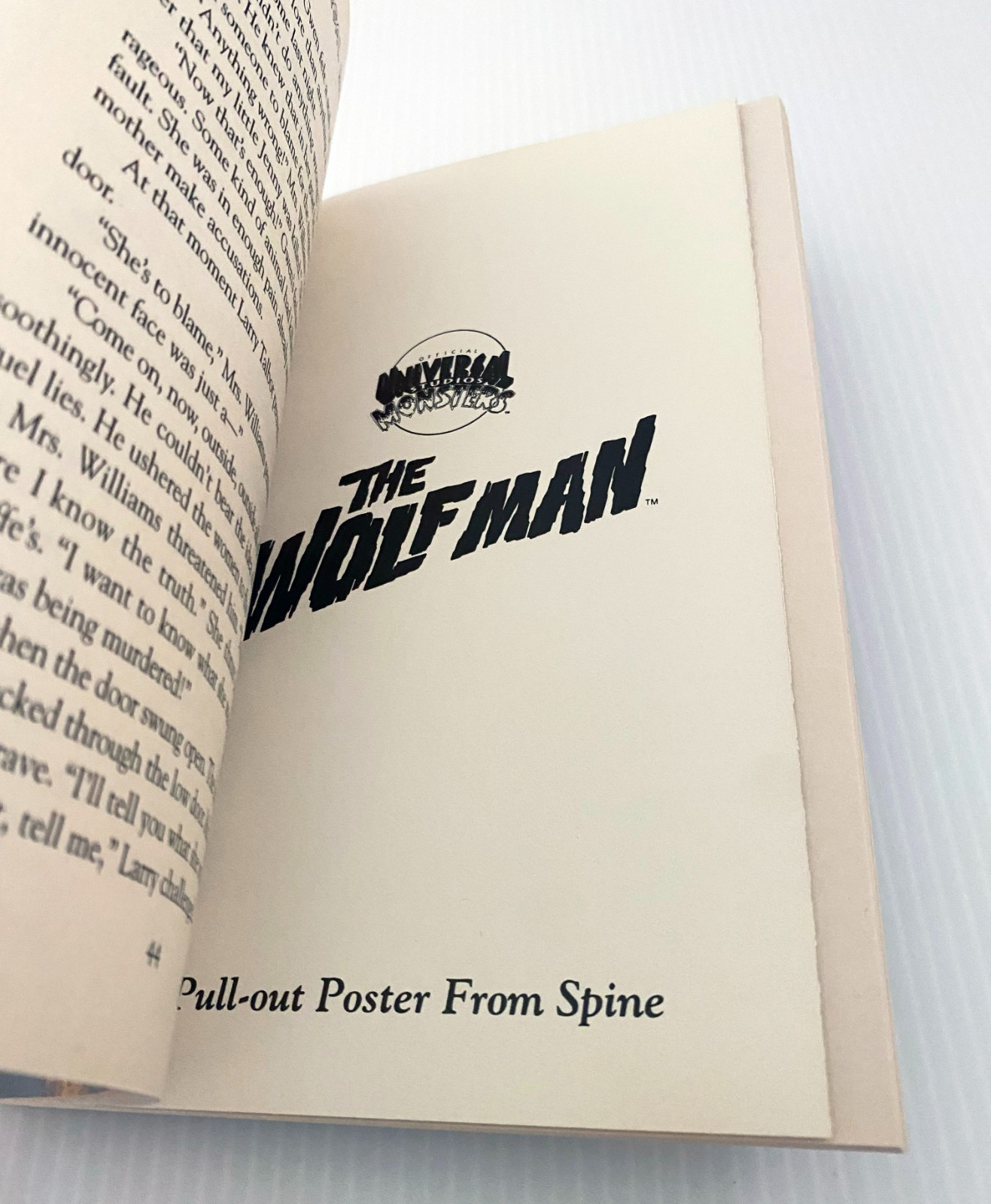 Universal Monsters The Wolf Man Novelization 1992 with Pull Out Poster Werewolf