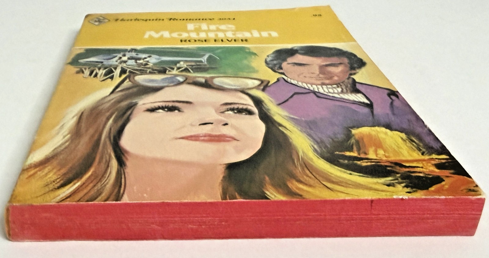Vintage Harlequin Romance #2054, Fire Mountain by Rose Elver, A584