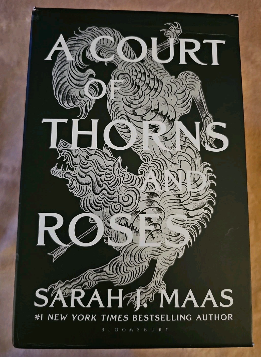 Sarah J. Maas A Court of Thorns and Roses 5 Book Box Set Hardcover ACOTAR
