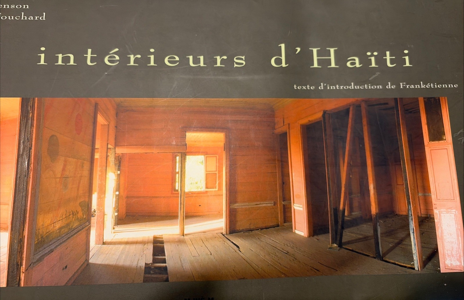 Interieurs d’Haiti Hardcover Architecture Book (French) by Roberto Stephenson