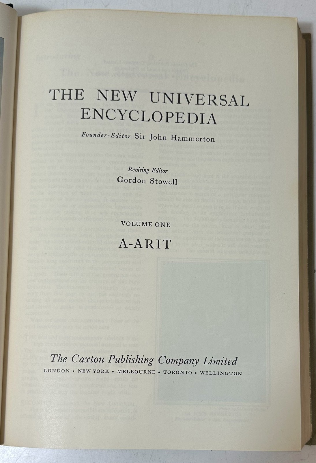 New Universal Encyclopedia 15 Volume Set John Hammerton HB with Novissima Verba