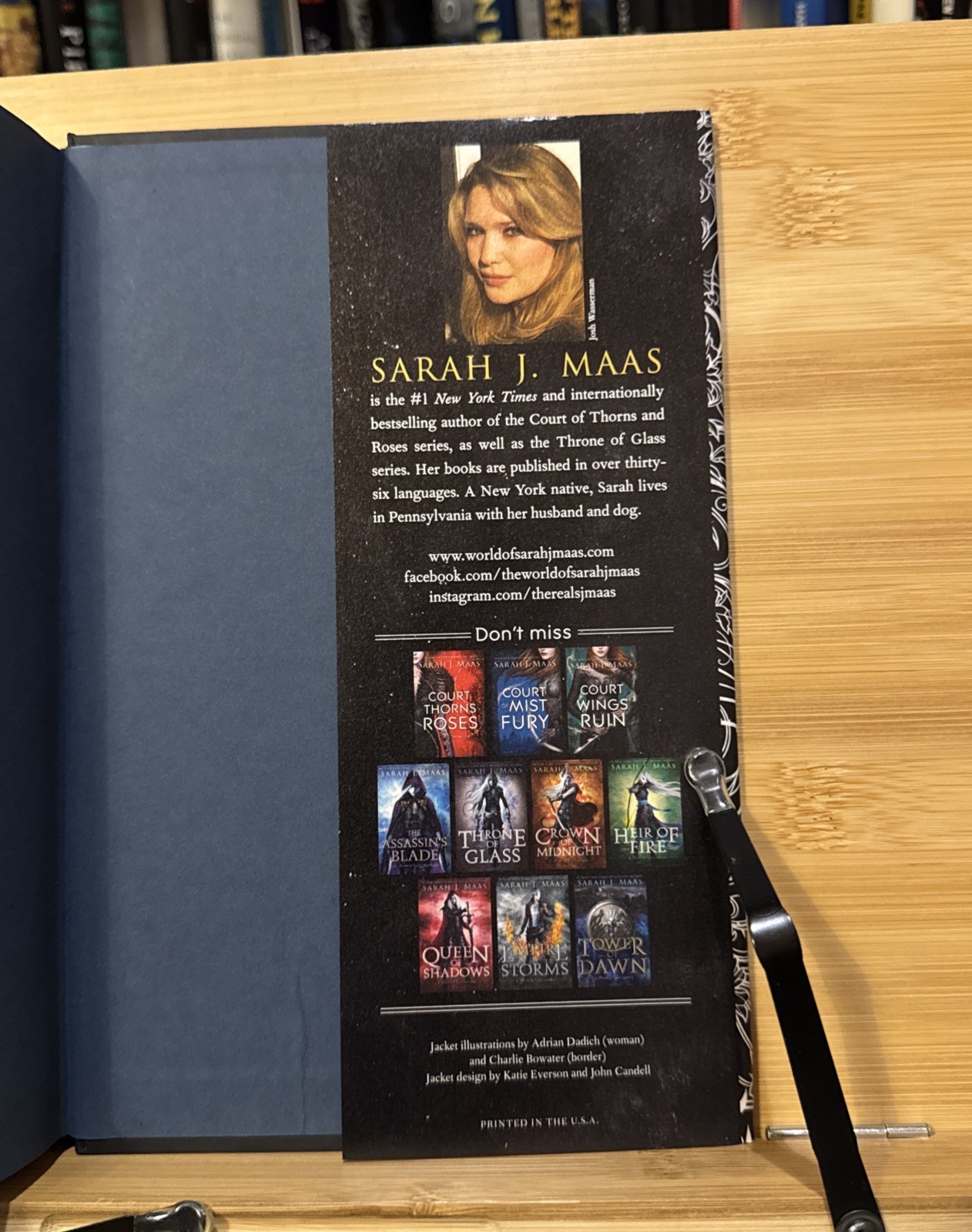 A Court of Frost and Starlight – Sarah J Maas (Hardcover) 1st/1st OOP Cover, VG+
