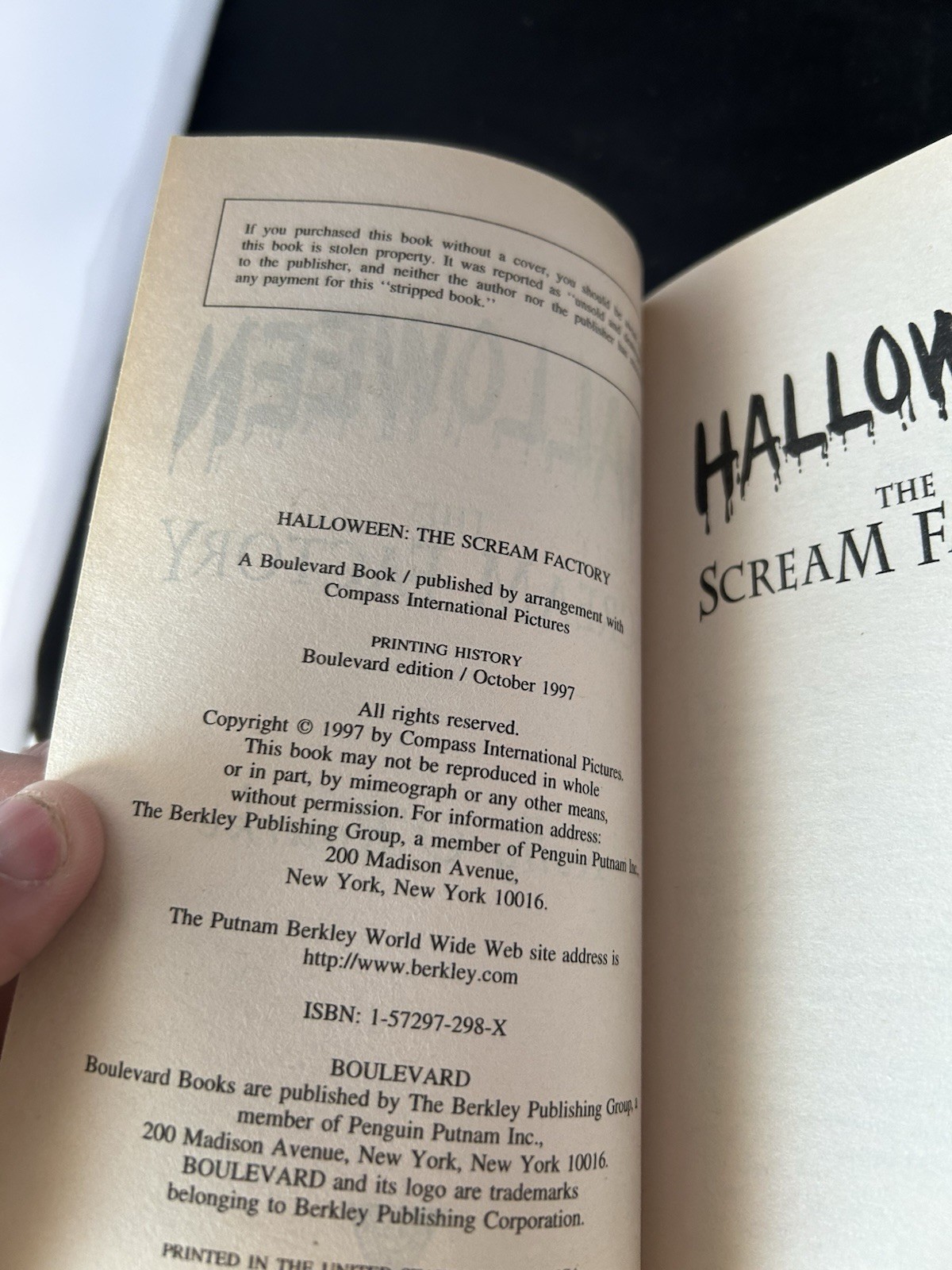 Halloween: The Scream Factory Paperback Michael Myers 1997 Young Adult Horror