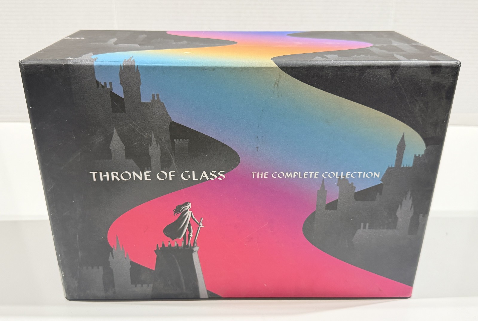 THRONE OF GLASS Series – Lot of 8 Paperback Books – Sarah J. Maas Published 2023