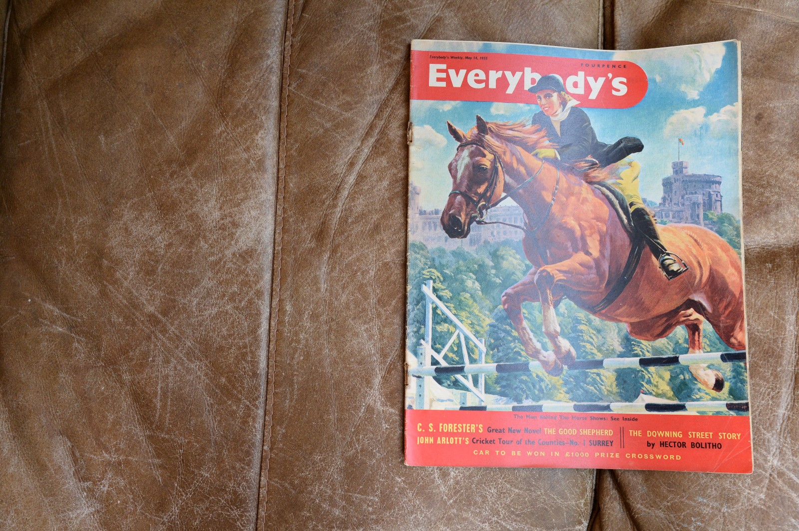 Six Everybodys Weekly Magazines from 1955