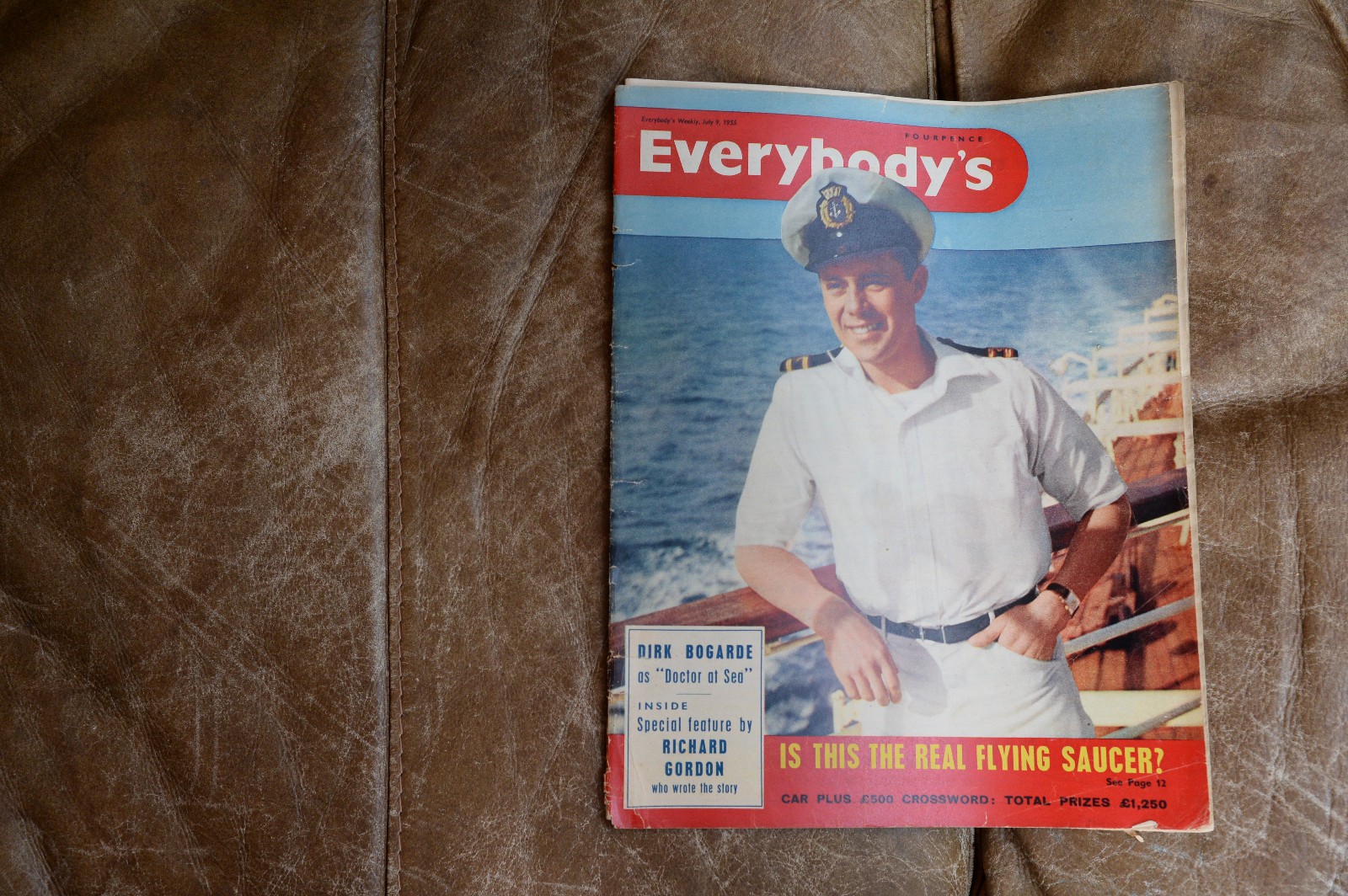 Six Everybodys Weekly Magazines from 1955