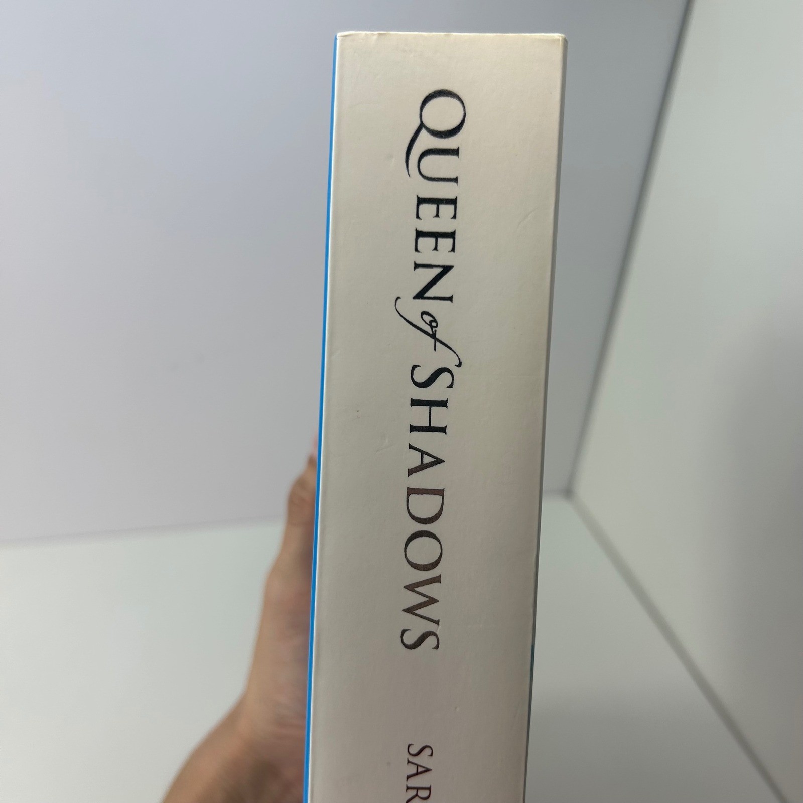 Queen of Shadows UK by Sarah J. Maas Throne of Glass