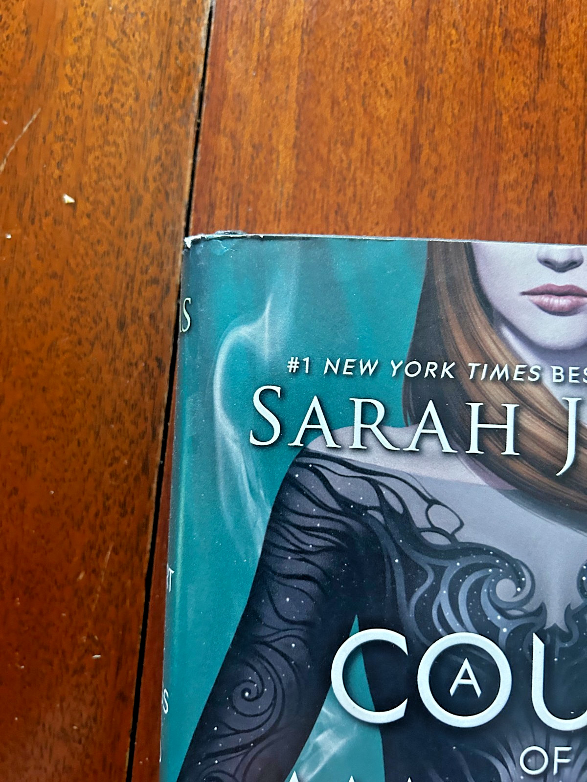 A Court of Wings and Ruin Sarah J. Maas Hardcover (2017) Good to Fair Condition