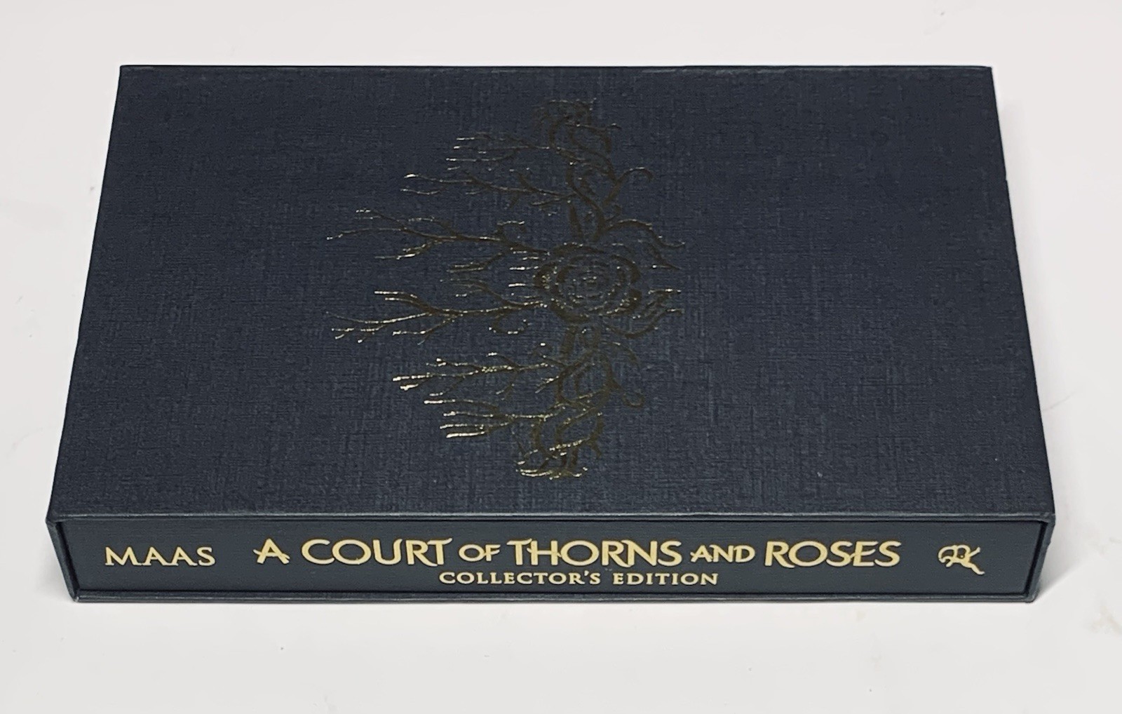 A Court of Thorns & Roses Collectors Edition Sarah J. Maas Slipcase Hardcover