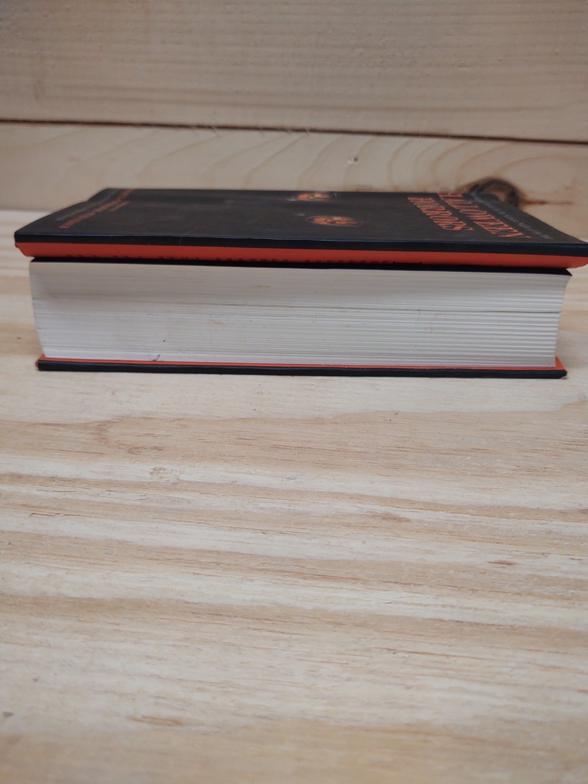Halloween Horrors HC w/ Dust Jacket Fall River Press 2010 Horror Short Stories