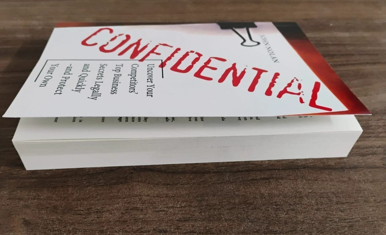 CONFIDENTIAL WRITTEN BY JOHN NOLAN BRAND NEW PAPERBACK FREE SHIPPING