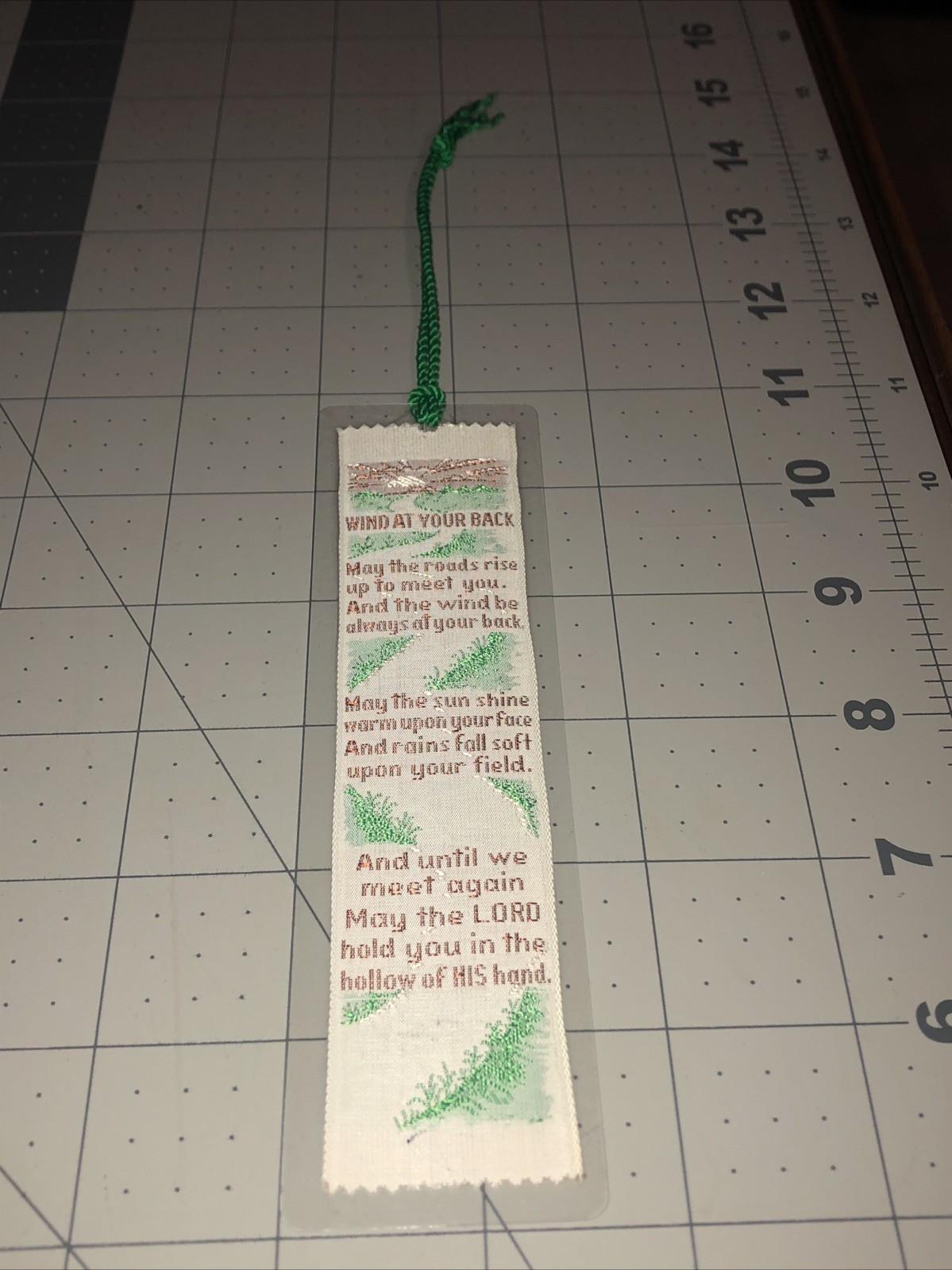 WIND AT YOUR BACK Weve-A-Gift Lovely Bookmark Vintage Philadelphia PA Polyester