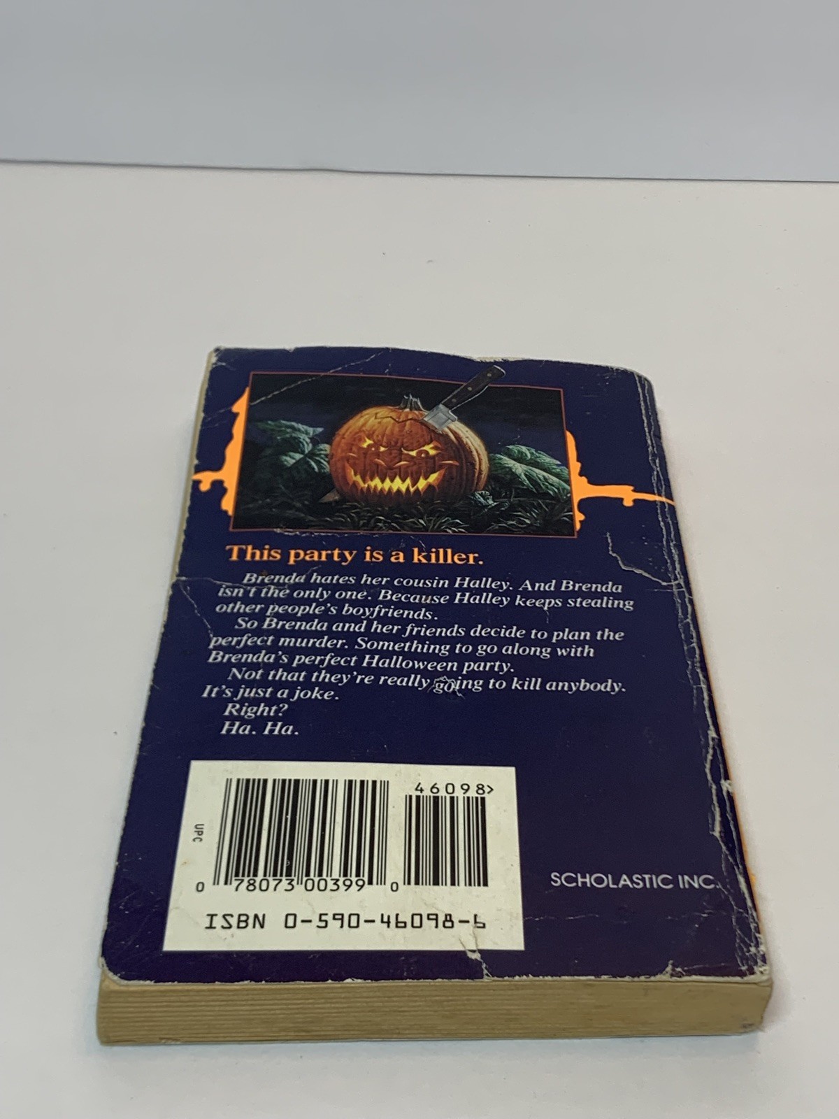 Halloween Night by R.L Stine Vintage YA Horror Paperback 1993 Trick Or Treat