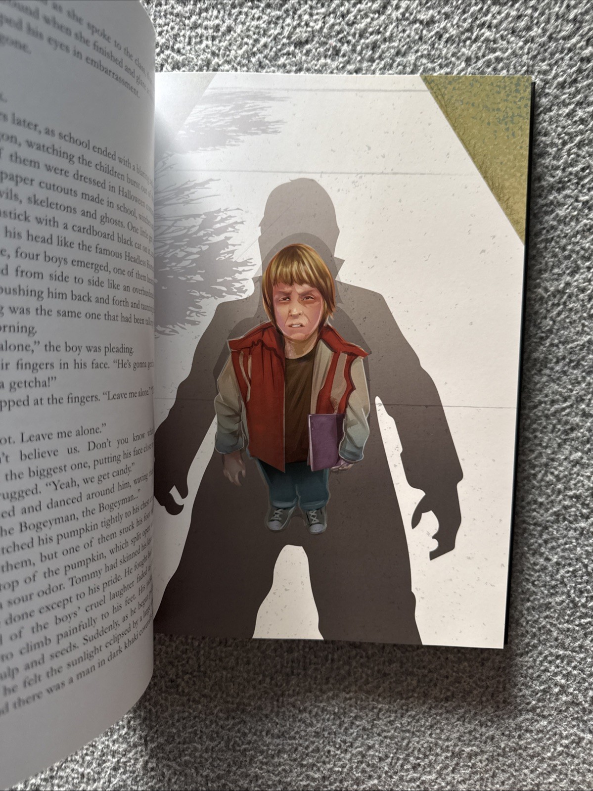 HALLOWEEN ILLUSTRATED Curtis Richards 2023 HC Printed In Blood