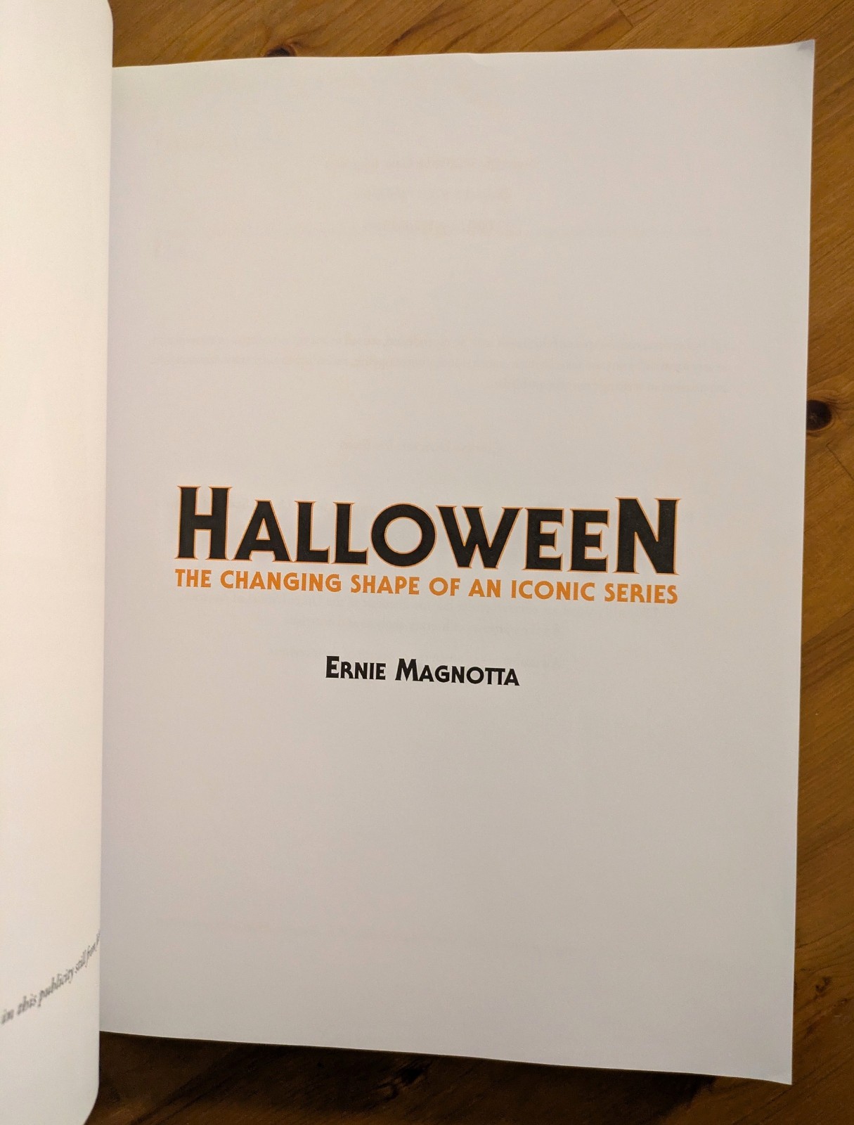 Halloween: the Changing Shape of an Iconic Series Ernie Magnotta, 2018 Trade PB
