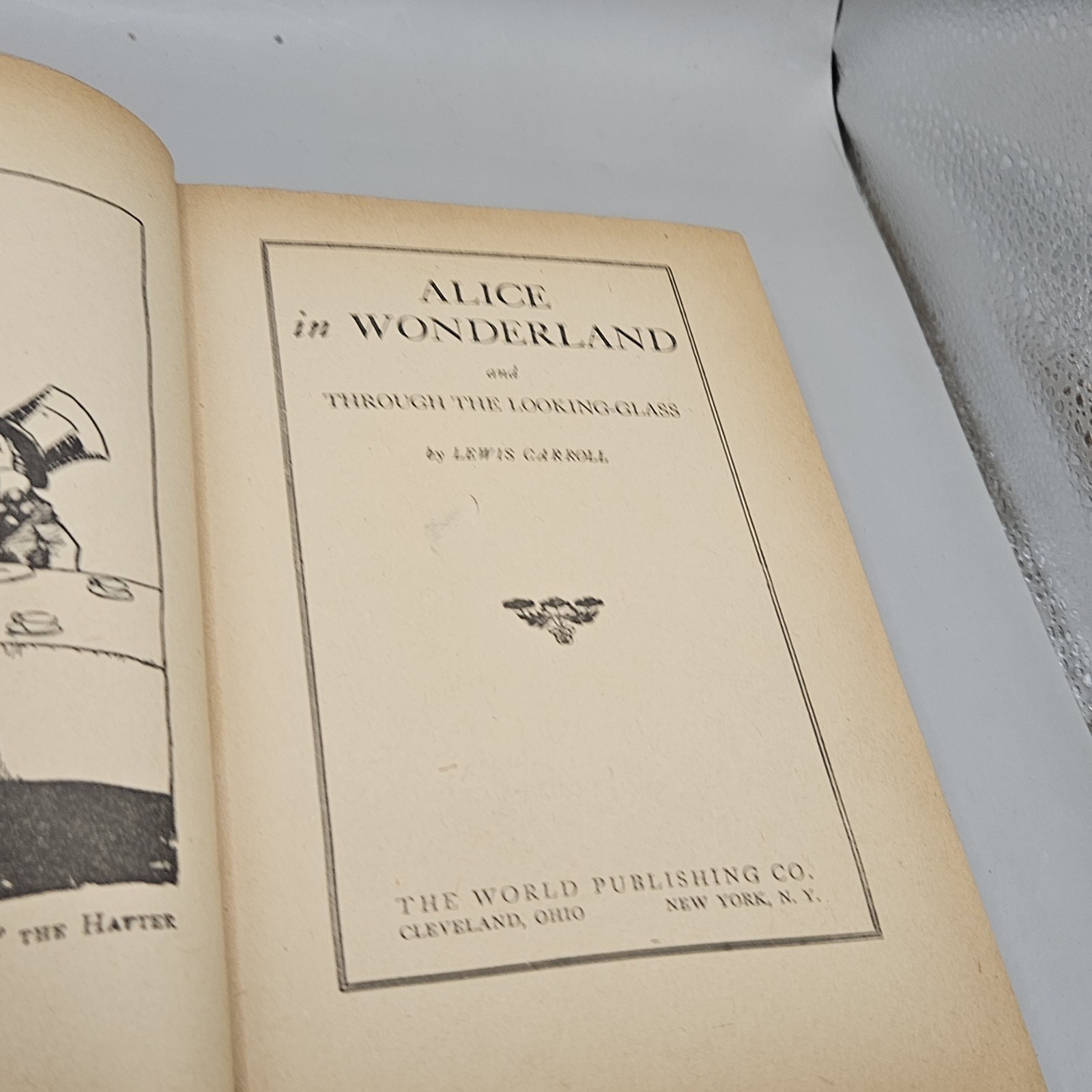 Alice In Wonderland Hardcover Book With DJ World Publishing 1940s