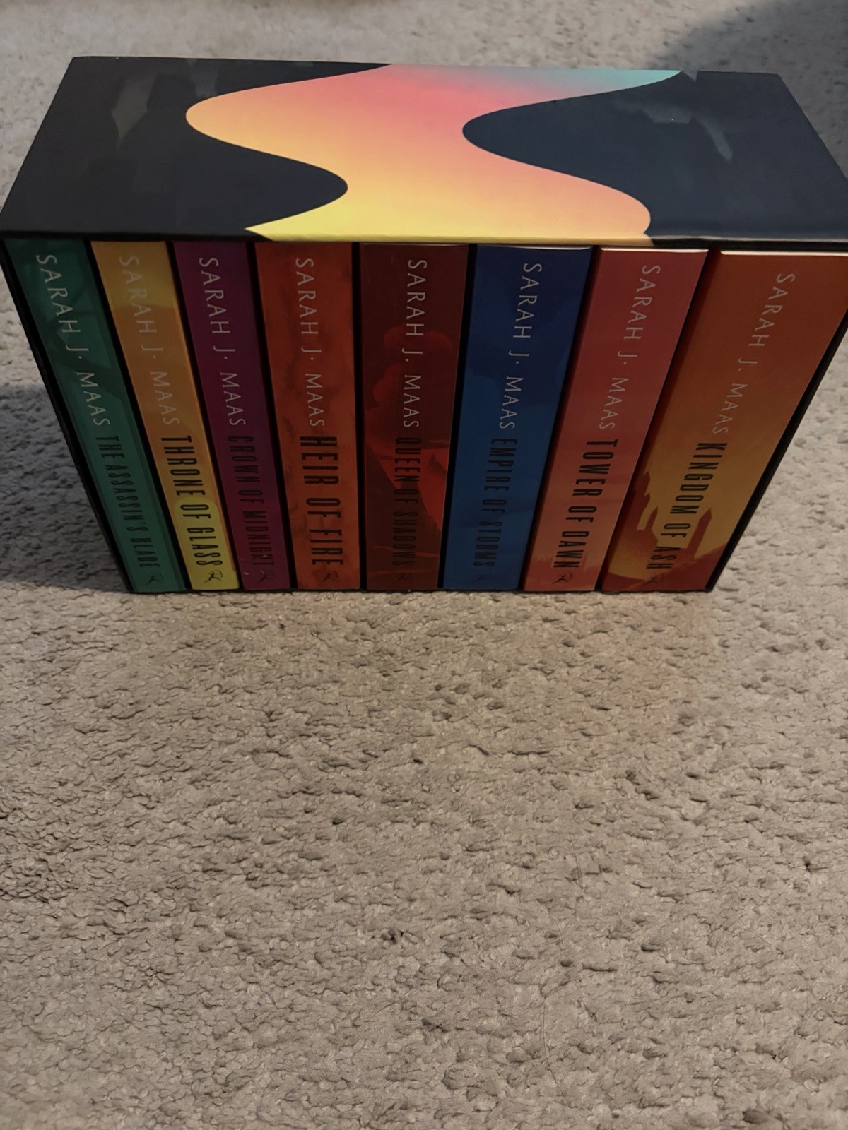 Throne of Glass: Complete 8 Book Box Set Collection by Sarah J. Maas (New)